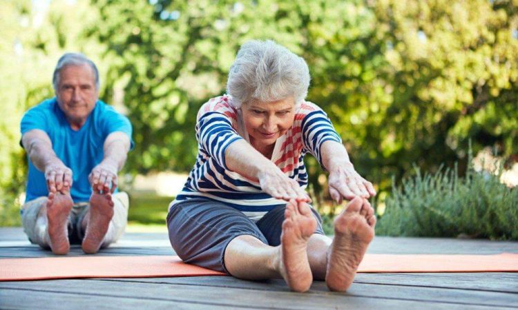 Mẹo tập luyện buổi sáng cho người sau 55 tuổi để tăng tuổi thọ